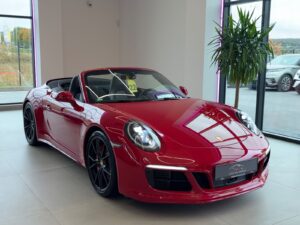 991.2 Carrera 4 GTS Cabrio Sport Chrono Lift