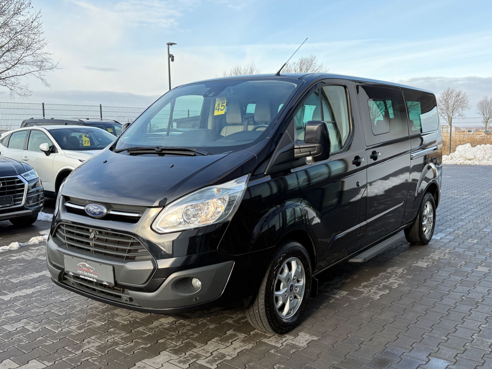 Transit Custom Titanium 2.2 TDCI Leder Navi 9Sit