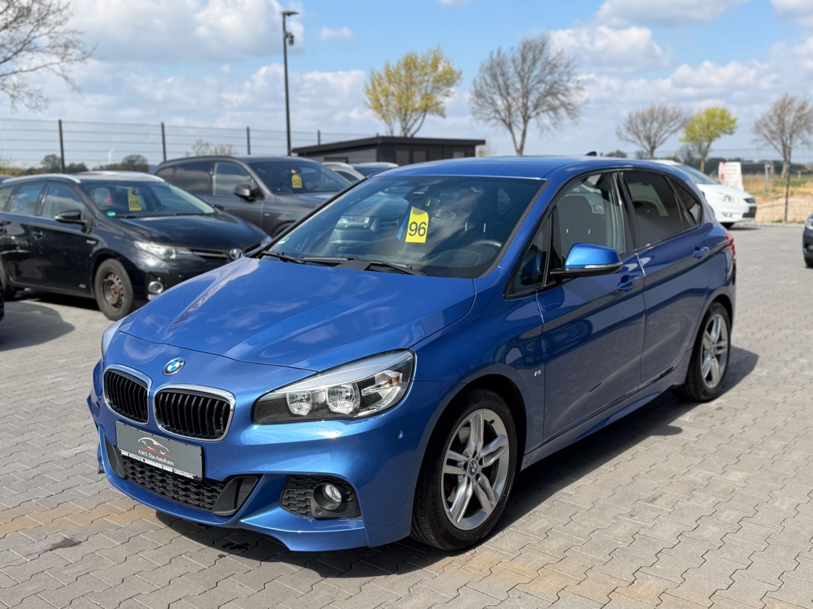 218 Active Tourer M Paket Alcantara