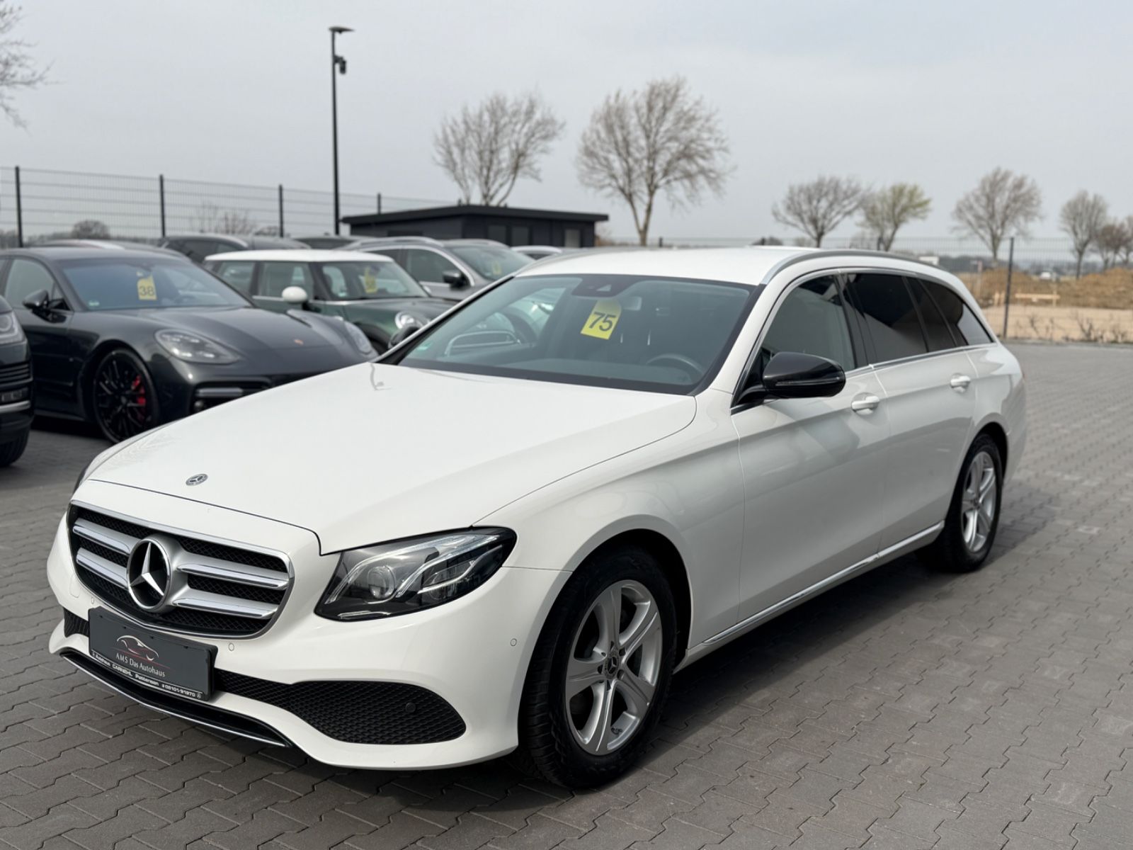 E 220 d T Modell Autom. Navi Leder LED