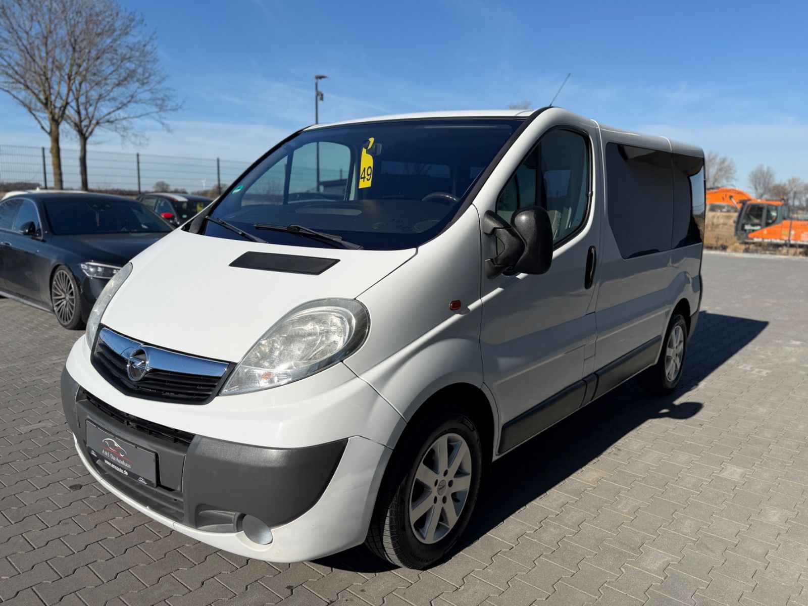 Vivaro Kombi  L1H1 2,7t 2.5 CDTI Klima