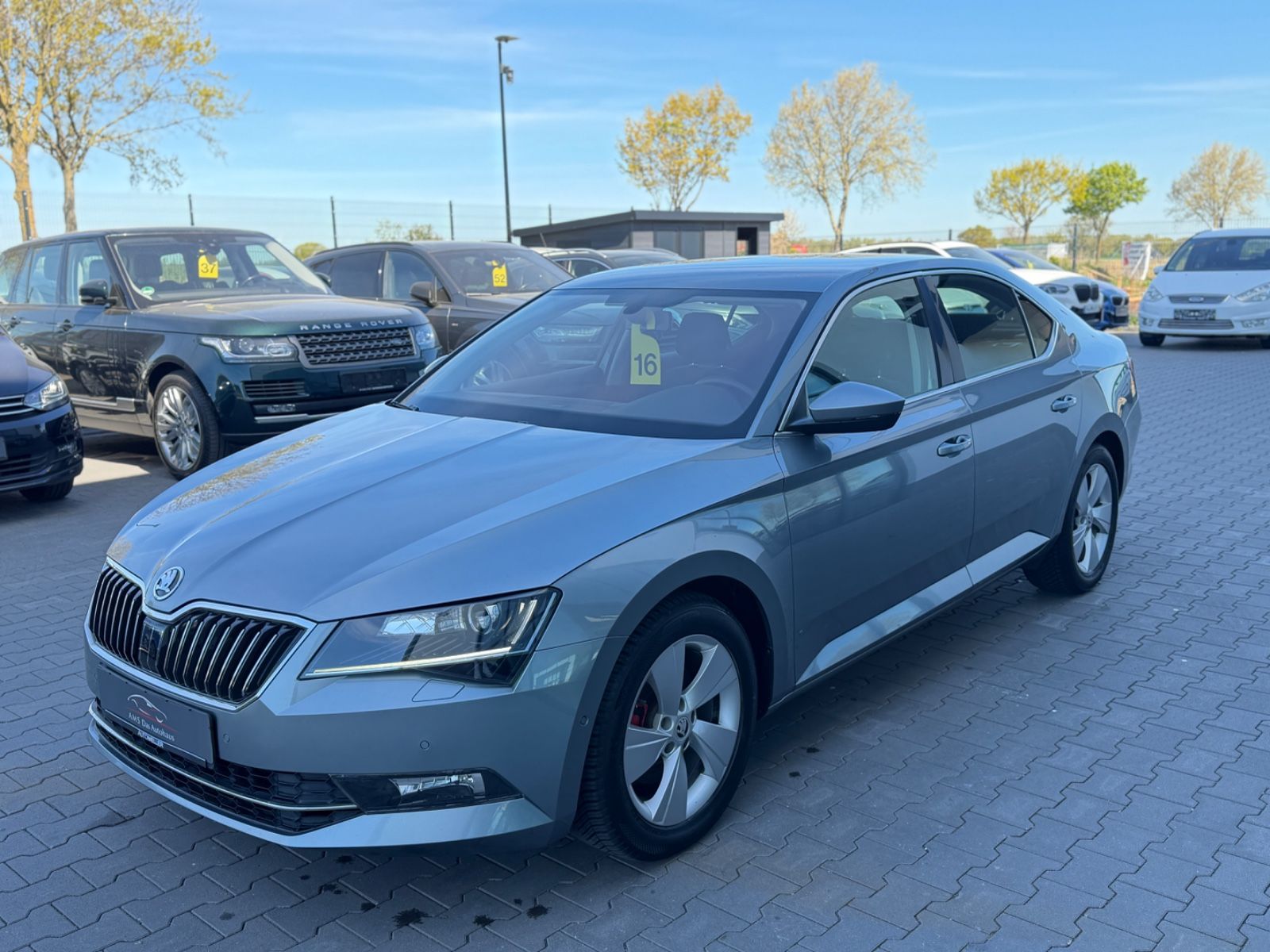 Superb Lim. Ambition 2.0 TDI Navi Bi-Xenon